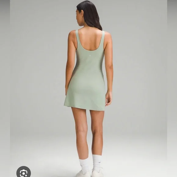 LULULEMON BNWT Align Dress / Palm Court / Size 6 💚 - Picture 2 of 6